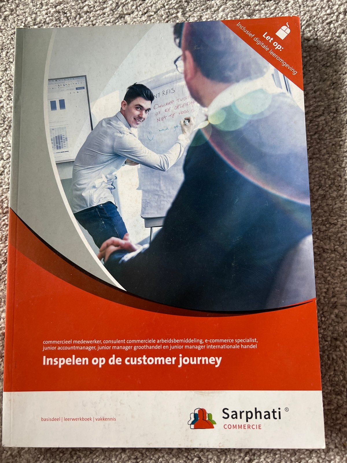 Sarphati Commercie: Inspelen op de customer journey, Boeken, Ophalen of Verzenden, Gamma, Zo goed als nieuw, MBO