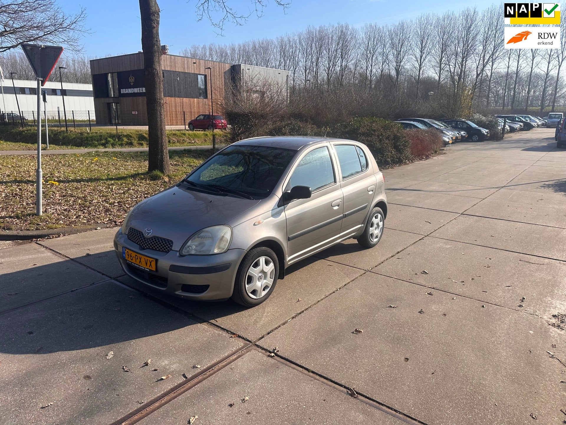 Toyota Yaris 1.3 VVT-i Idols. 5Deur.118DKM, Voorwielaandrijving, Gebruikt, 4 cilinders, 400 kg