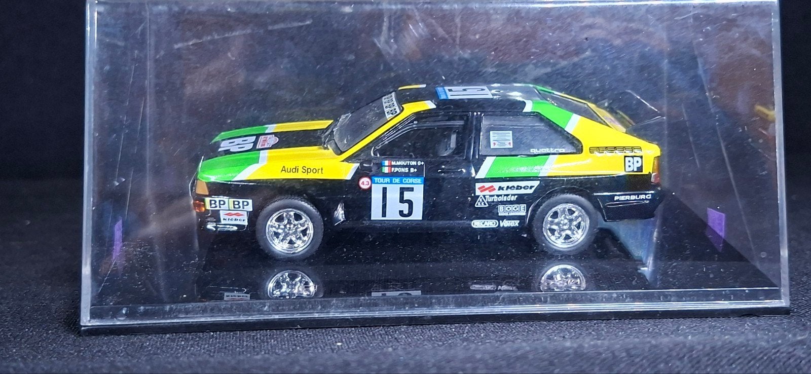 Audi Sport Quattro S1 Rally Auto Model (Schaal 1:43), Ophalen of Verzenden, Zo goed als nieuw, Auto, Overige merken
