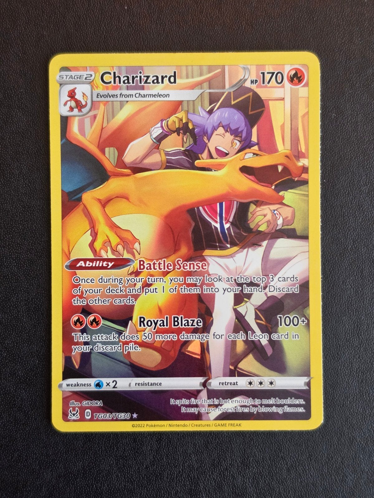 Charizard (LOR TG03) Exc - Pokémon Kaart Lost Origin, Ophalen of Verzenden, Gebruikt, Losse kaart