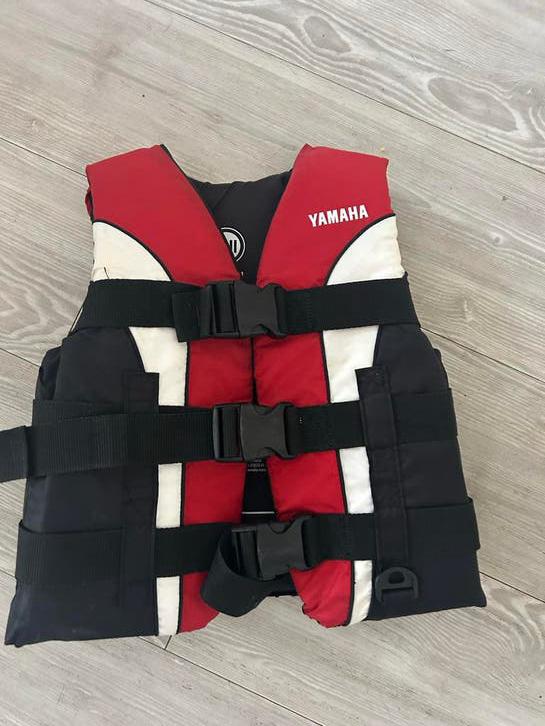 Yamaha Youth reddingsvest 30-40 kg, Ophalen, Zo goed als nieuw, Kind, Reddingsvest of Zwemvest
