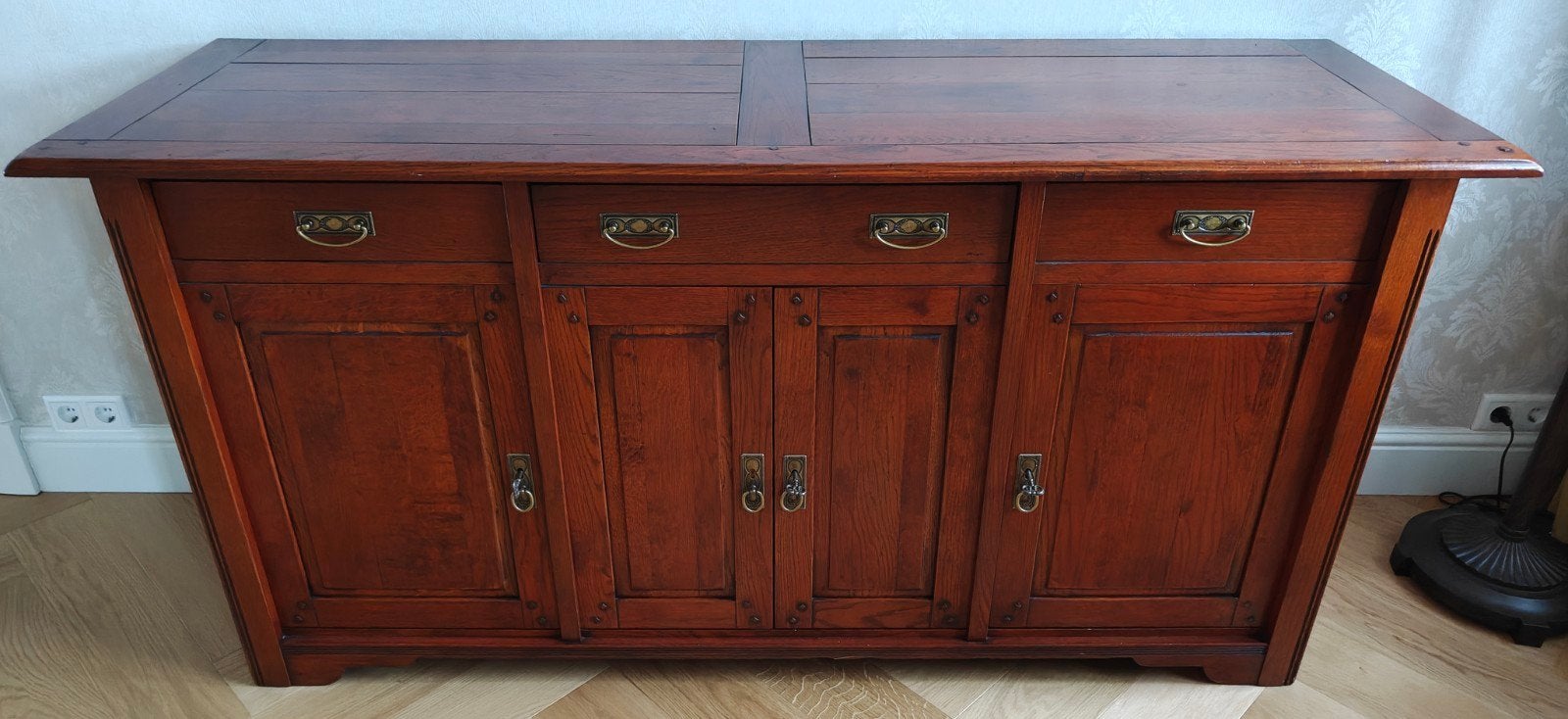 Klassiek eikenhouten dressoir - 177x56x90, Ophalen