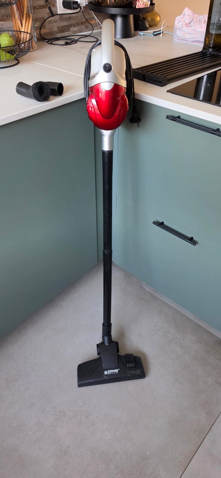 Foto 2 van Powerline Steelstofzuiger met accessoires