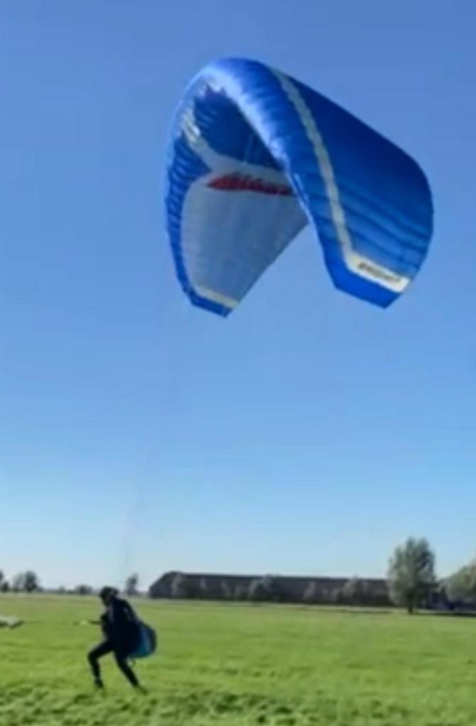 Gradient Paraglider Bright 26, Ophalen of Verzenden, Zo goed als nieuw, Scherm