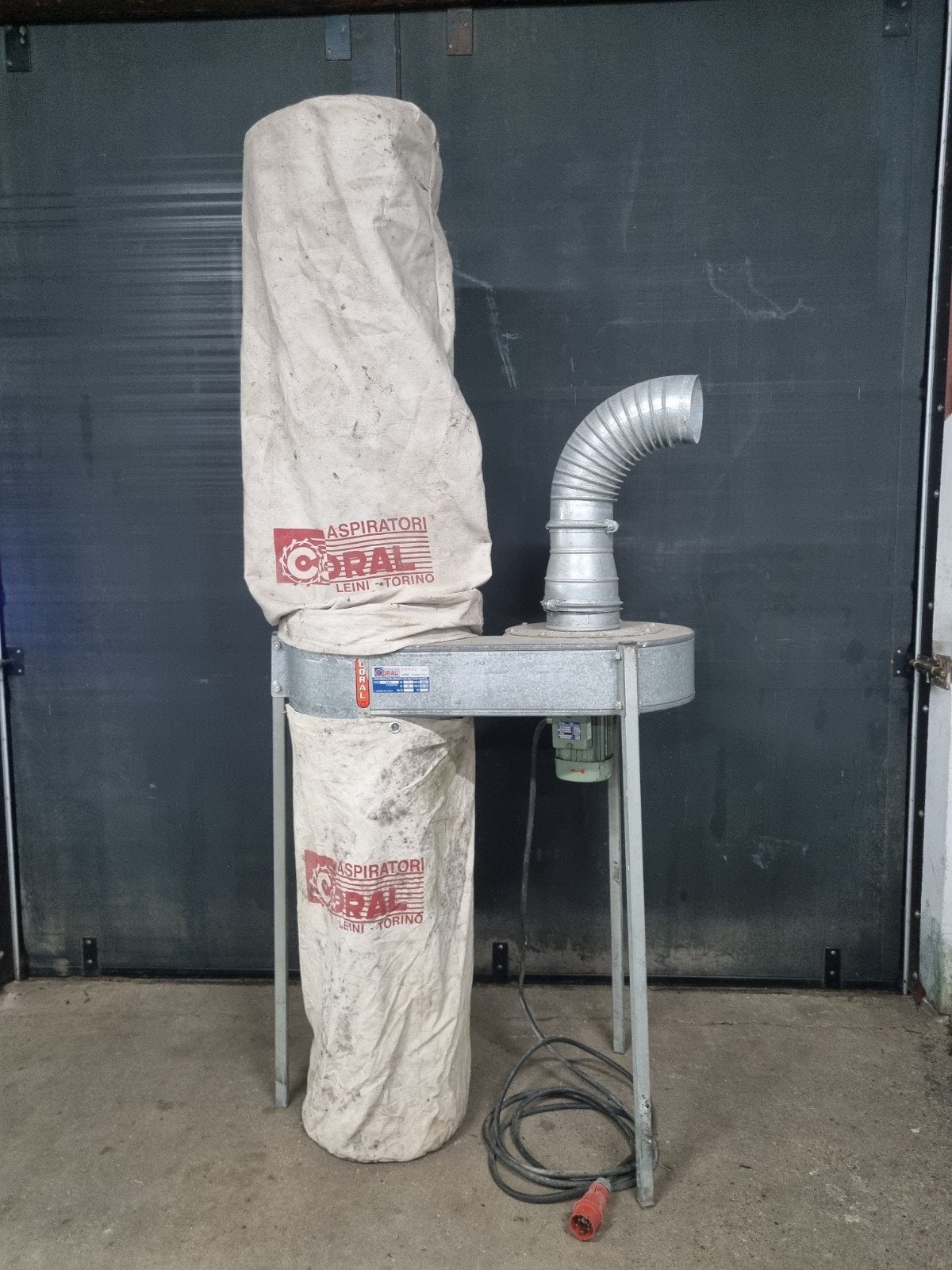 Stofafzuiging 380v., Doe-het-zelf en Verbouw, Ventilatie en Afzuiging, Ophalen, Gebruikt, Afzuiger