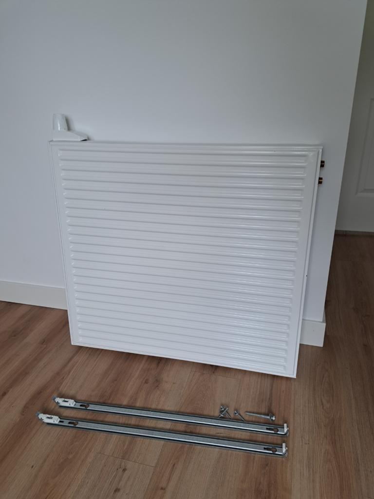 Witte radiator 900x800 mm Type 22, Doe-het-zelf en Verbouw, Verwarming en Radiatoren, Ophalen, 30 tot 80 cm, Gebruikt, Radiator