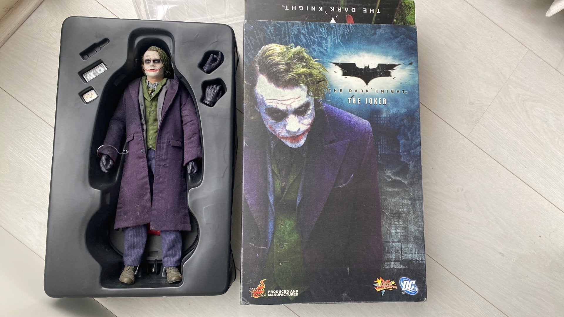 Hot Toys Joker van The Dark Knight, Verzamelen, Ophalen, Zo goed als nieuw