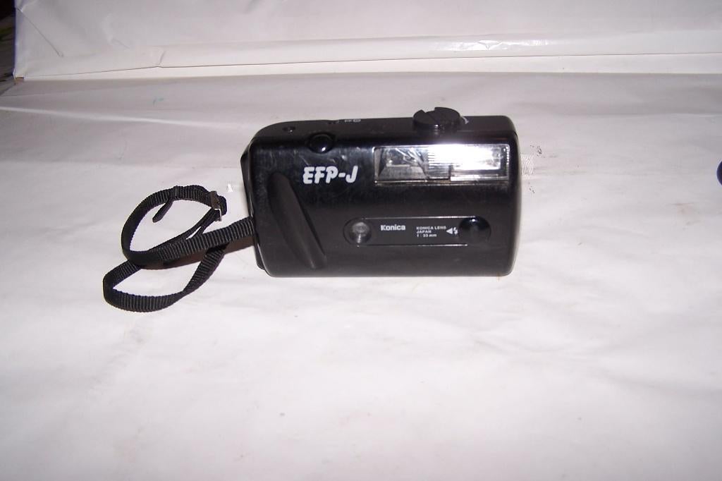 Konica EFP-J camera. In goede werkende staat., Ophalen of Verzenden, Zo goed als nieuw, Compact, Konica