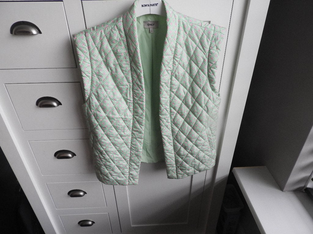 meisjes gilet/bodywarmer. Maat 164, Kinderen en Baby's, Meisje, Only, Ophalen of Verzenden, Zo goed als nieuw