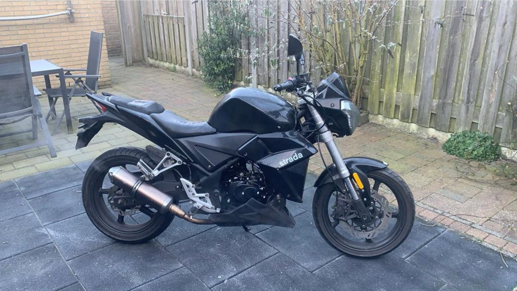 AGM Strada 50 met 110cc blok, inclusief 50cc blok, Fietsen en Brommers, Brommers | Overige merken, Ophalen