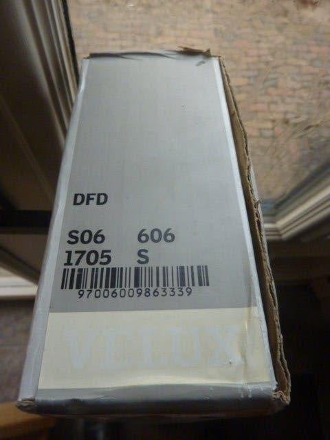 Nieuw Velux verduisterend gordijn + plissé / S06 ( 114 x 118, Rolgordijn, Verduisterend, Nieuw, Ophalen of Verzenden