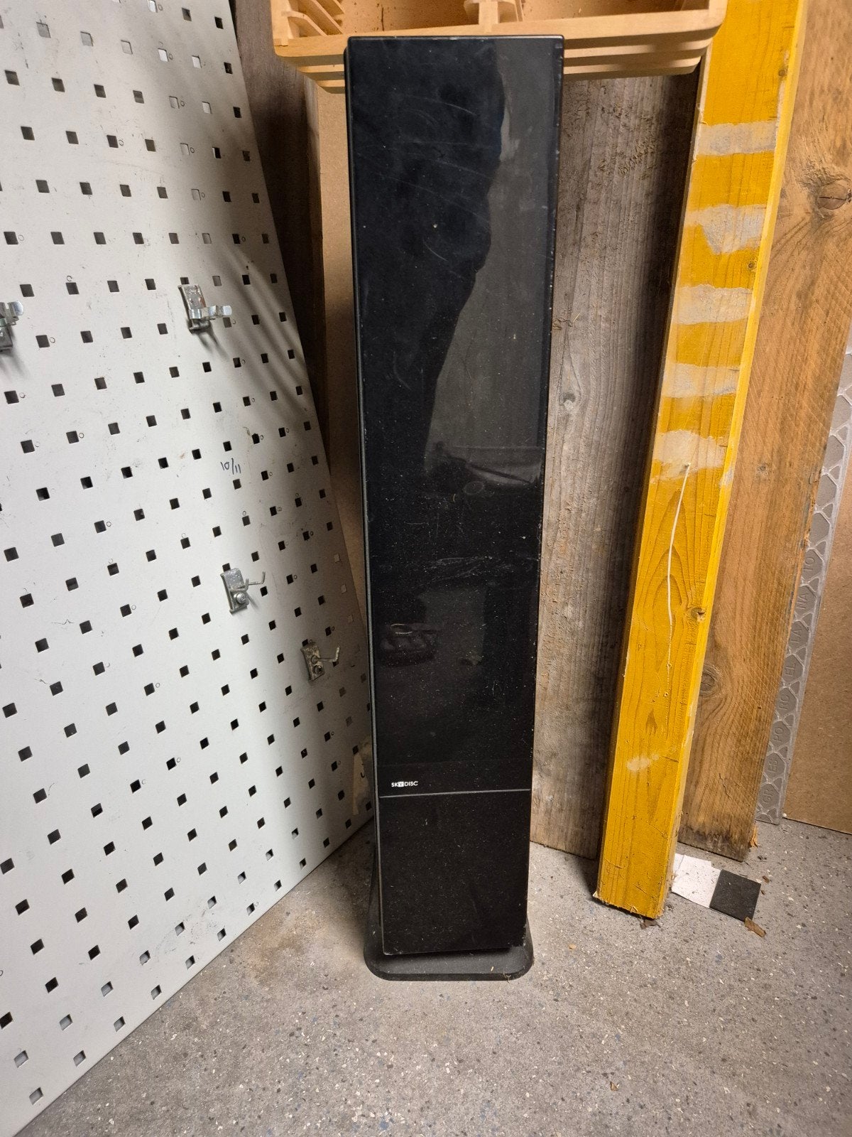 CD opbergkast - Zwart kunststof opbergen kast smal, Kunststof, Gebruikt, 75 tot 150 discs, Ophalen of Verzenden