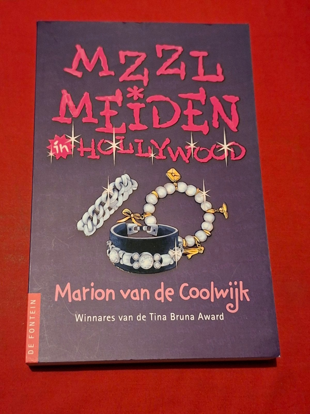 GESIGNEERD MZZL meiden in Hollywood. Marion van Coolwijk., Ophalen of Verzenden, Gelezen