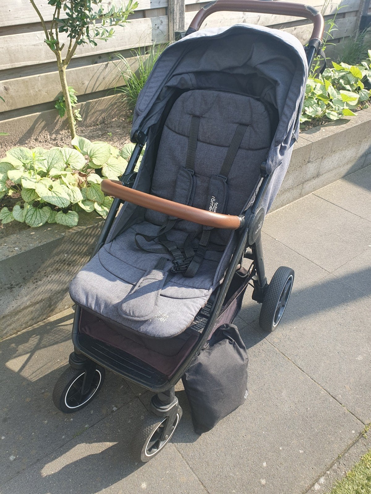 Britax Römer kinderwagen met regenhoes, Kinderen en Baby's, Kinderwagens en Combinaties, Ophalen