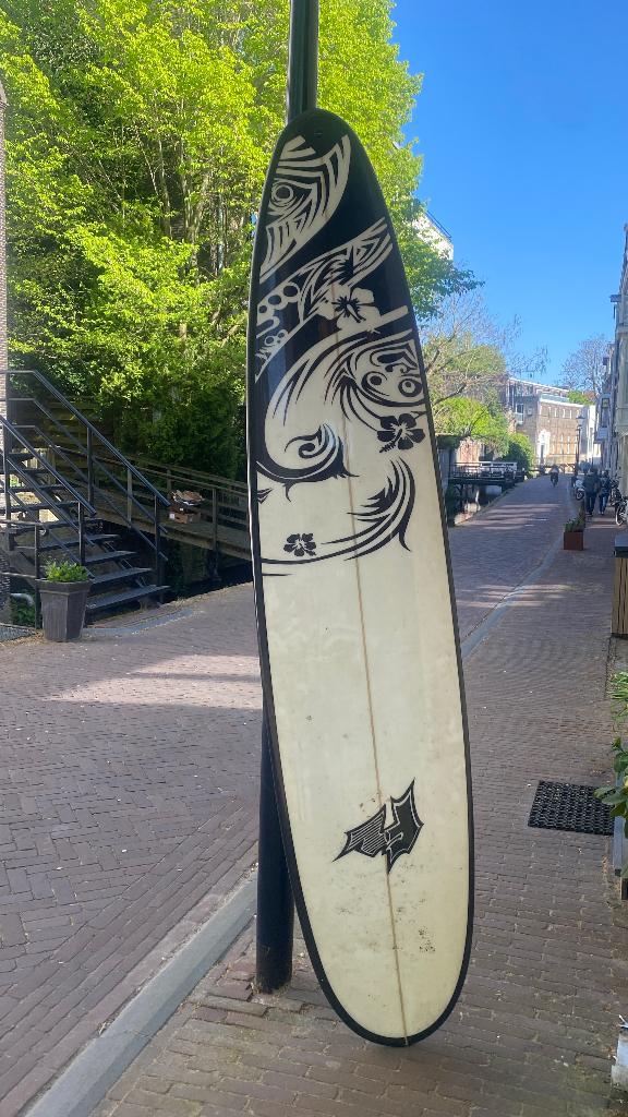 Surfboard Malibu 8.3 – zo goed als nieuw, Watersport en Boten, Golfsurfen, Ophalen, Zo goed als nieuw, Funboard