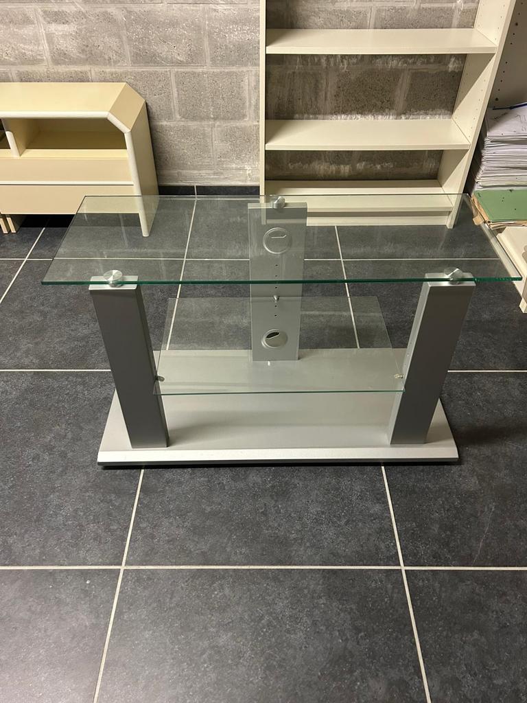 Modern TV-meubel met glazen platen en metalen frame, Ophalen, Gebruikt, 50 tot 100 cm, Glas
