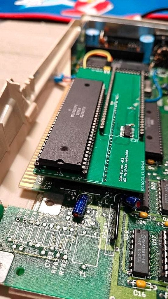 Amiga 500 CPU Switch (Garlic) - CPU Wisselaar, Computers en Software, Vintage Computers, Verzenden