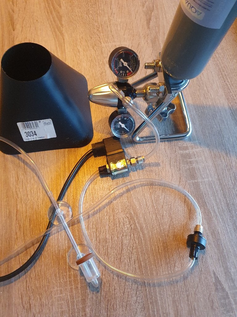 Complete Co2 set, Ophalen, Dennerle, Zo goed als nieuw, Inclusief toebehoren