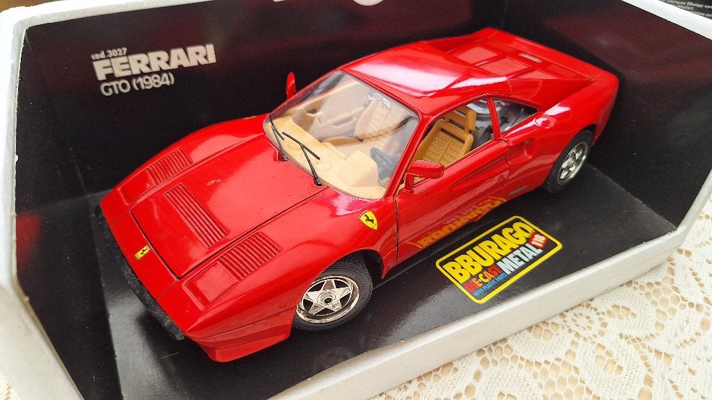 Bburago Ferrari GTO (1984) die-cast metal, Verzenden, Gebruikt, Auto, Bburago