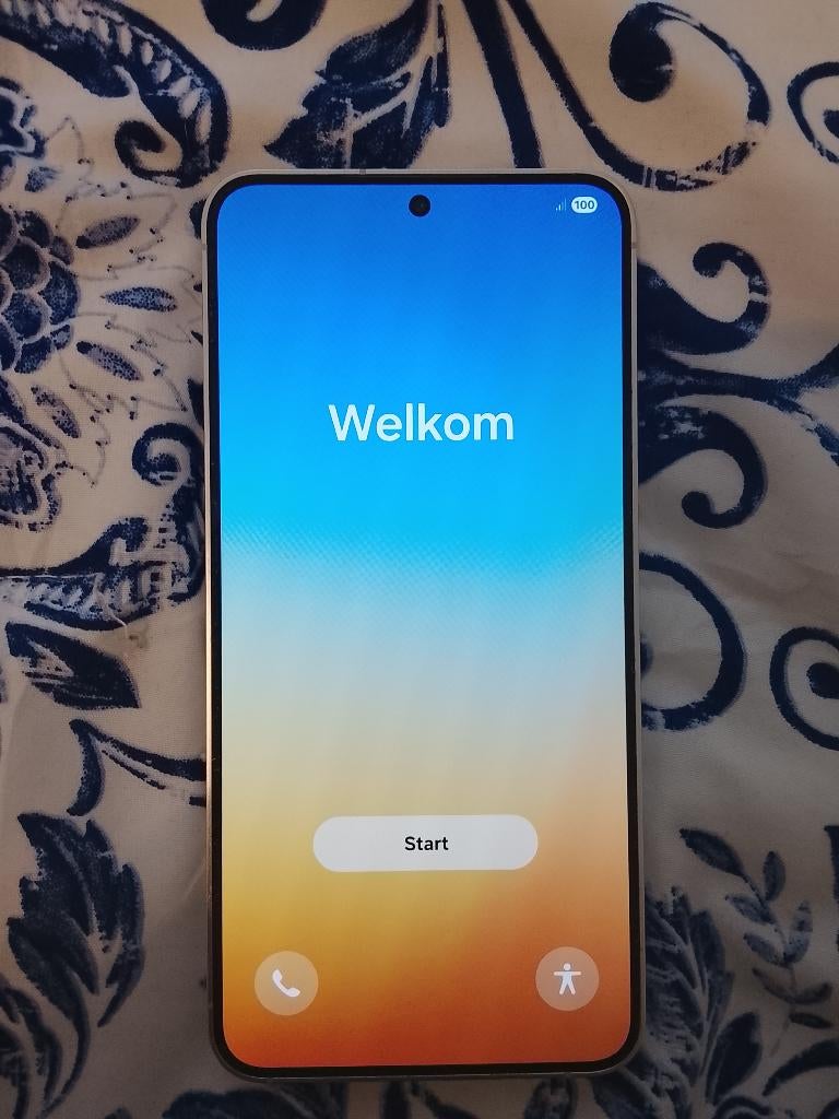 Samsung S24 128GB Nieuwstaat 100% accu conditie MOET NU WEG!, Telecommunicatie, Mobiele telefoons | Samsung, Overige kleuren, Galaxy S24