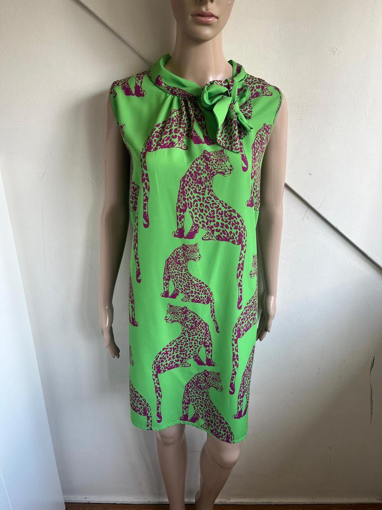 Only-M jurk NIEUW maat 50 groen roze tijgers panters, Kleding | Dames, Maat 46/48 (XL) of groter, Nieuw, Ophalen of Verzenden