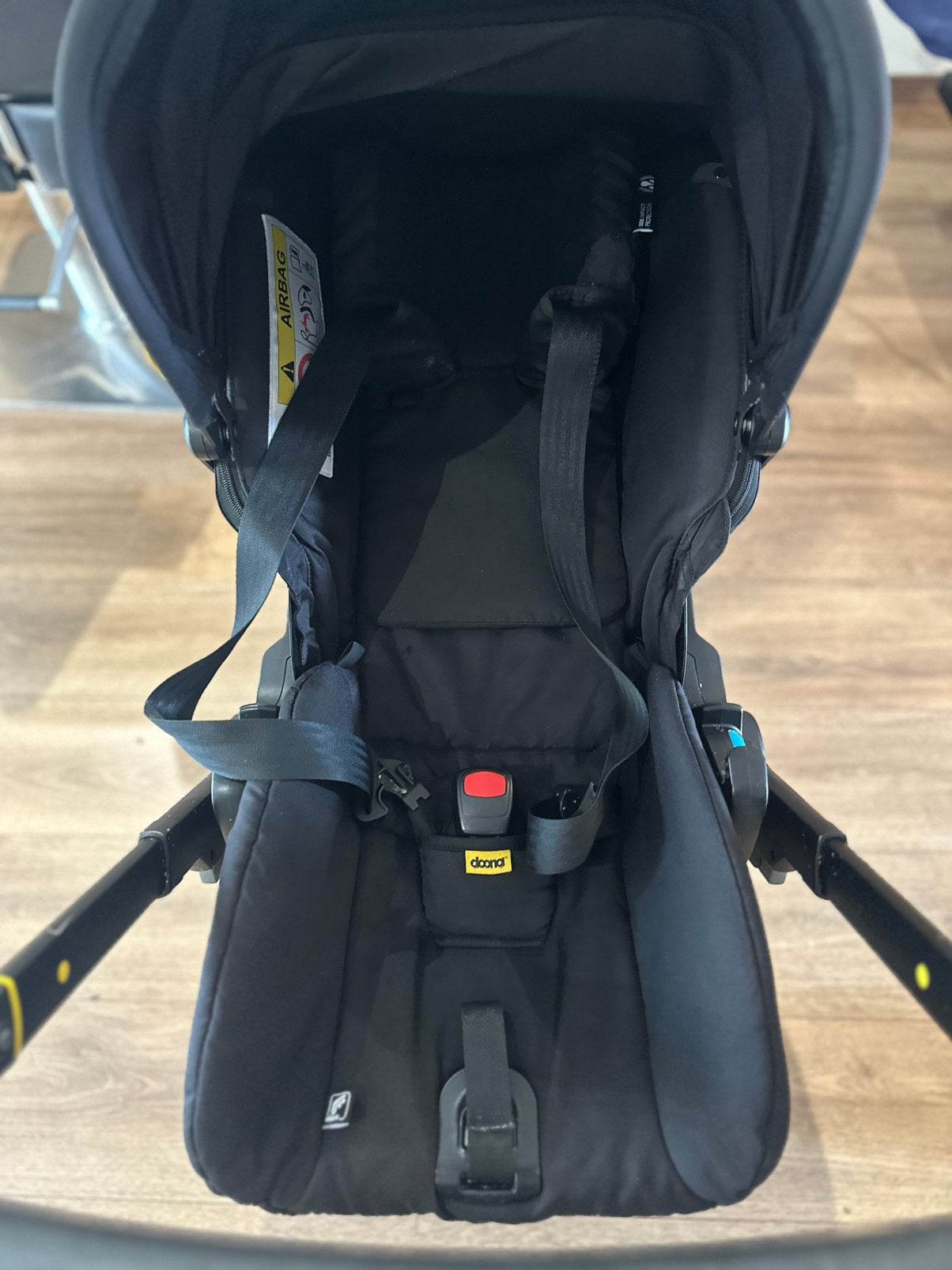 Doona  x kinderwagen & autostoel, Overige merken, Autogordel, Ophalen of Verzenden, Zo goed als nieuw