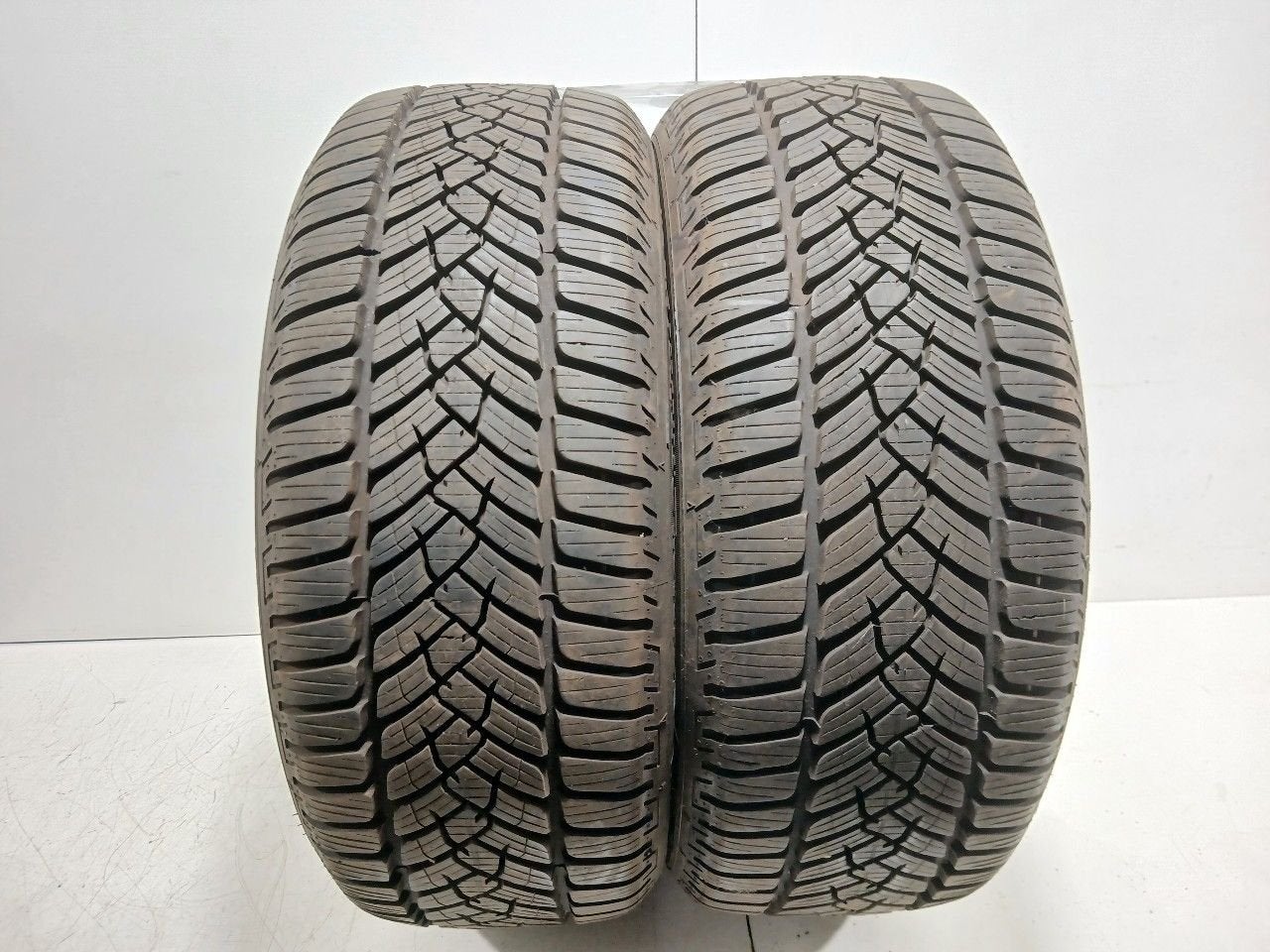 Bandenset 2 stuks Winter 195 50 R15, Onderdelen@venauto.nl, Van der Ven Autorecycling B.V., Gebruikt, 15 inch