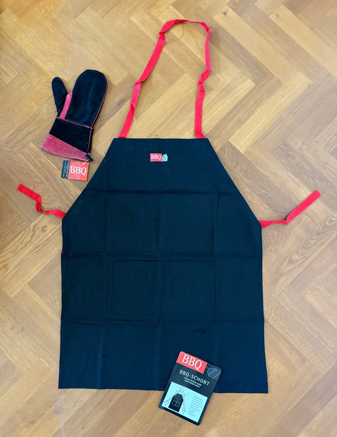 BBQ Schort en Ovenwant Set - Nieuw, Tuin en Terras, Ophalen of Verzenden, Nieuw
