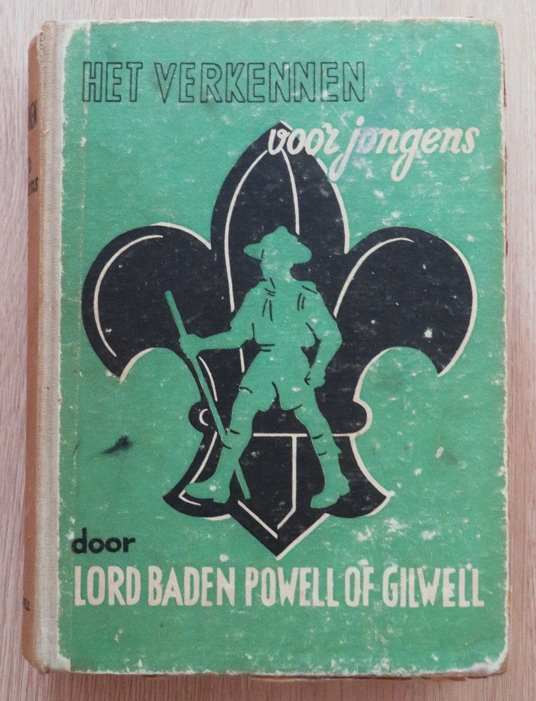 Lord Baden Powell: Het verkennen voor jongens 6e druk 1946, Verzamelen, Ophalen of Verzenden, Gebruikt, Embleem, Speld of Insigne
