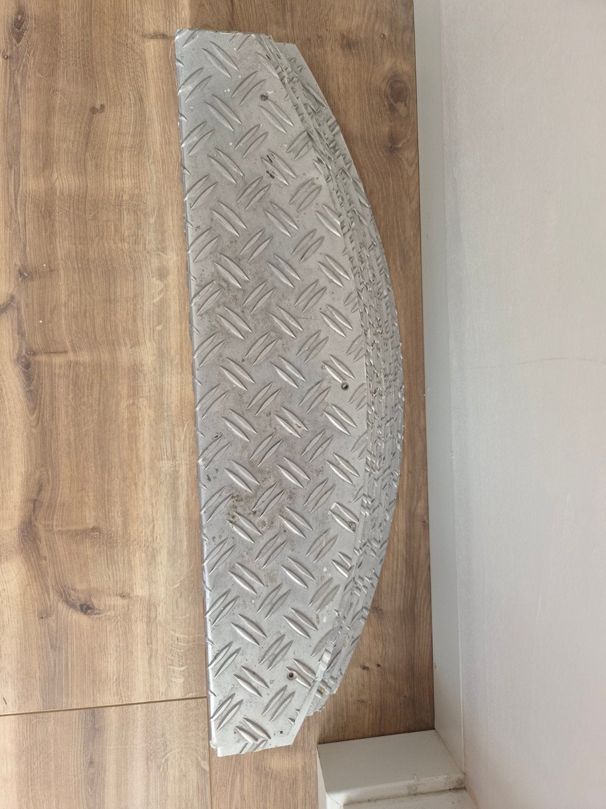 17 stuks Aluminium trapprofielen / traanplaat, Doe-het-zelf en Verbouw, Ophalen, Gebruikt, Trap, Minder dan 2 meter