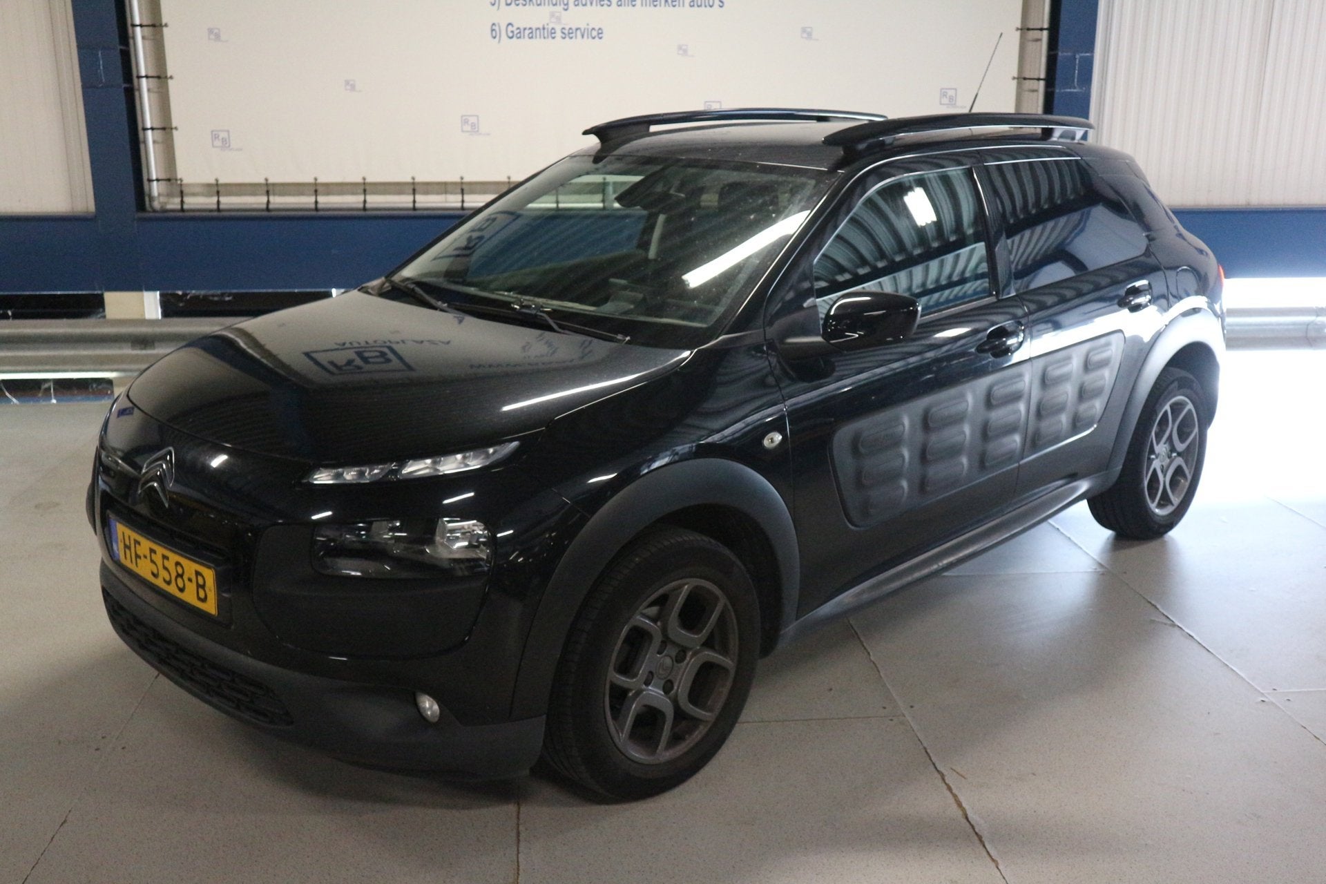 Citroen C4 Cactus 1.2 PureTech Shine / AUTOMAAT / BLACK PACK, Auto's, Citroën, Origineel Nederlands, Bedrijf, 3 cilinders, C4 Cactus