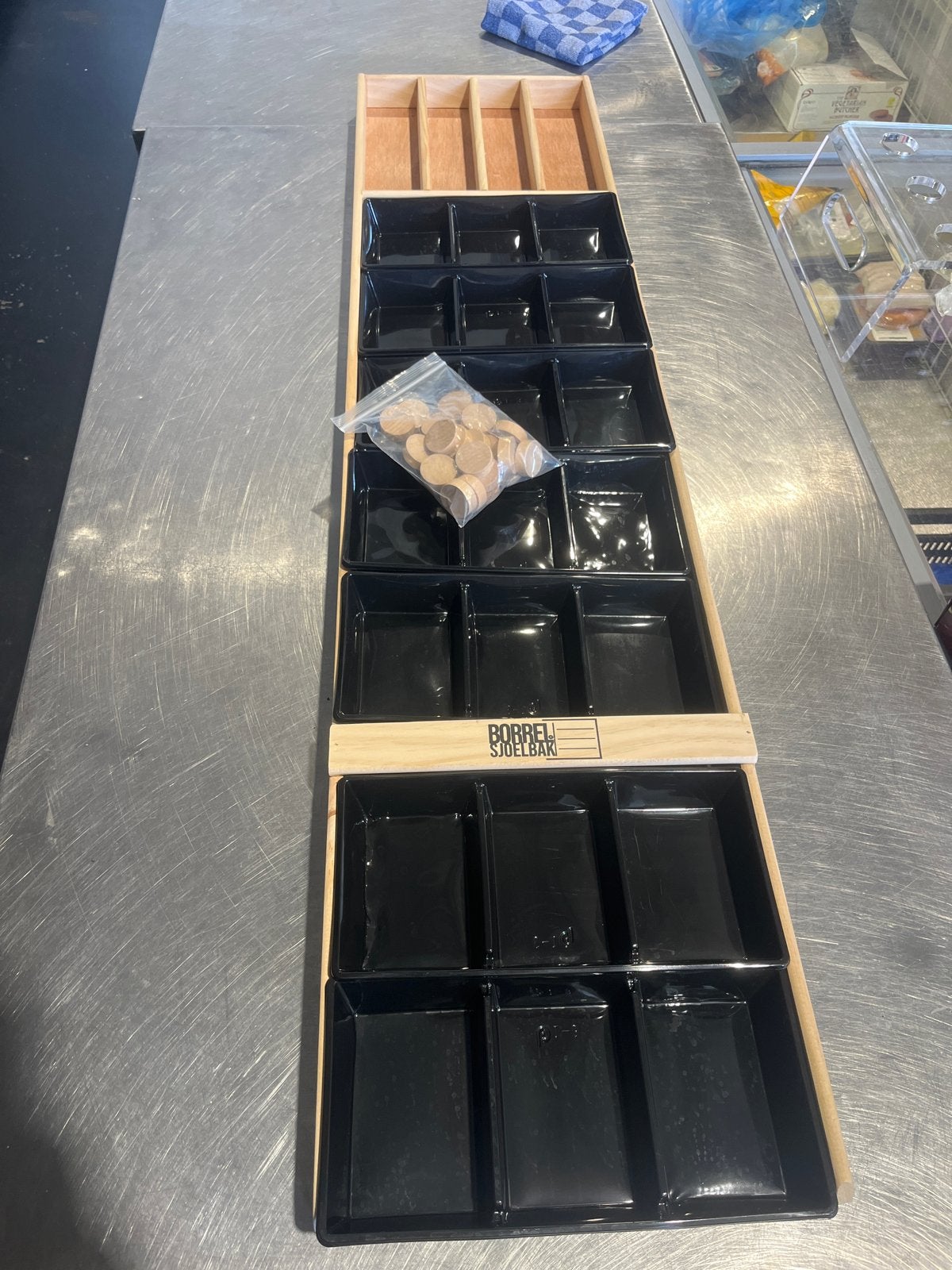 9 x Borrelplank / Sjoelbak met bakjes en sjoelschijven, Ophalen, Nieuw, Beige, Hout