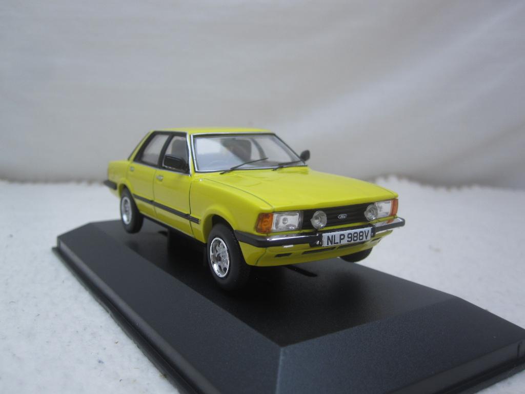 Ford Cortina / Taunus Mk5 2.0 GL S 1981 Geel 1:43 Vanguards, Ophalen of Verzenden, Nieuw, Auto, Vanguards