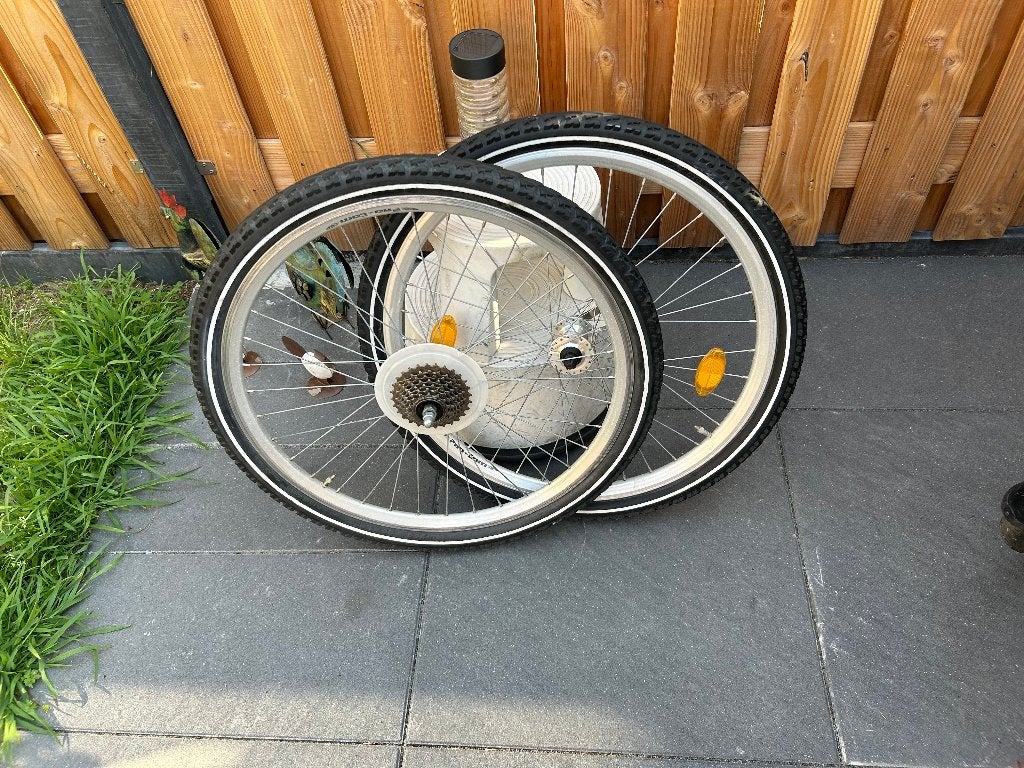 Set MTB Wielen 26 inch achterwiel 7 cassette versne.velgrem, Fietsen en Brommers, Fietsonderdelen, Wiel, Gebruikt, 26 inch wielen Cassete 7 versnellingen