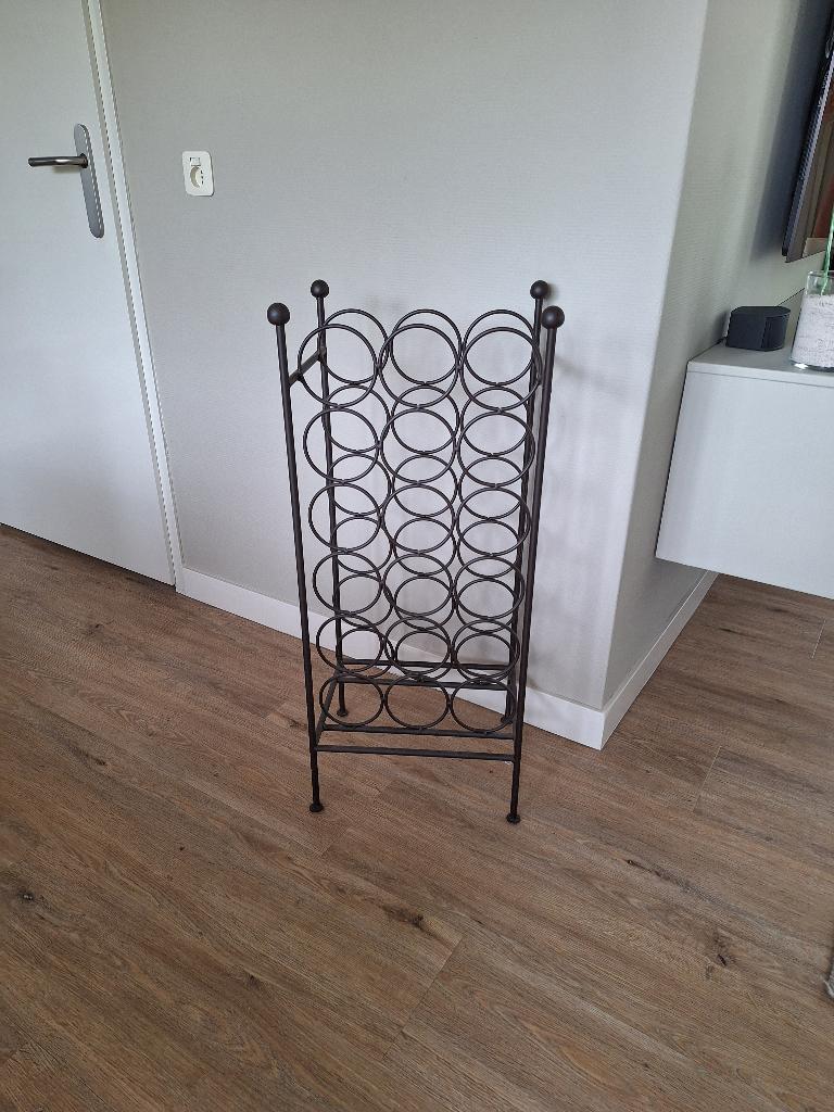 Wijnrek van metaal voor 18 flessen. Afmetingen 90X38 cm., Huis en Inrichting, Woonaccessoires | Wijnrekken, Ophalen, Metaal, 75 cm of meer
