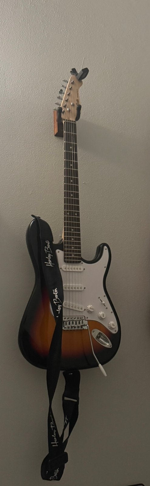 Harley Benton ST-20HSS SB Standard Bundle, Muziek en Instrumenten, Ophalen, Zo goed als nieuw