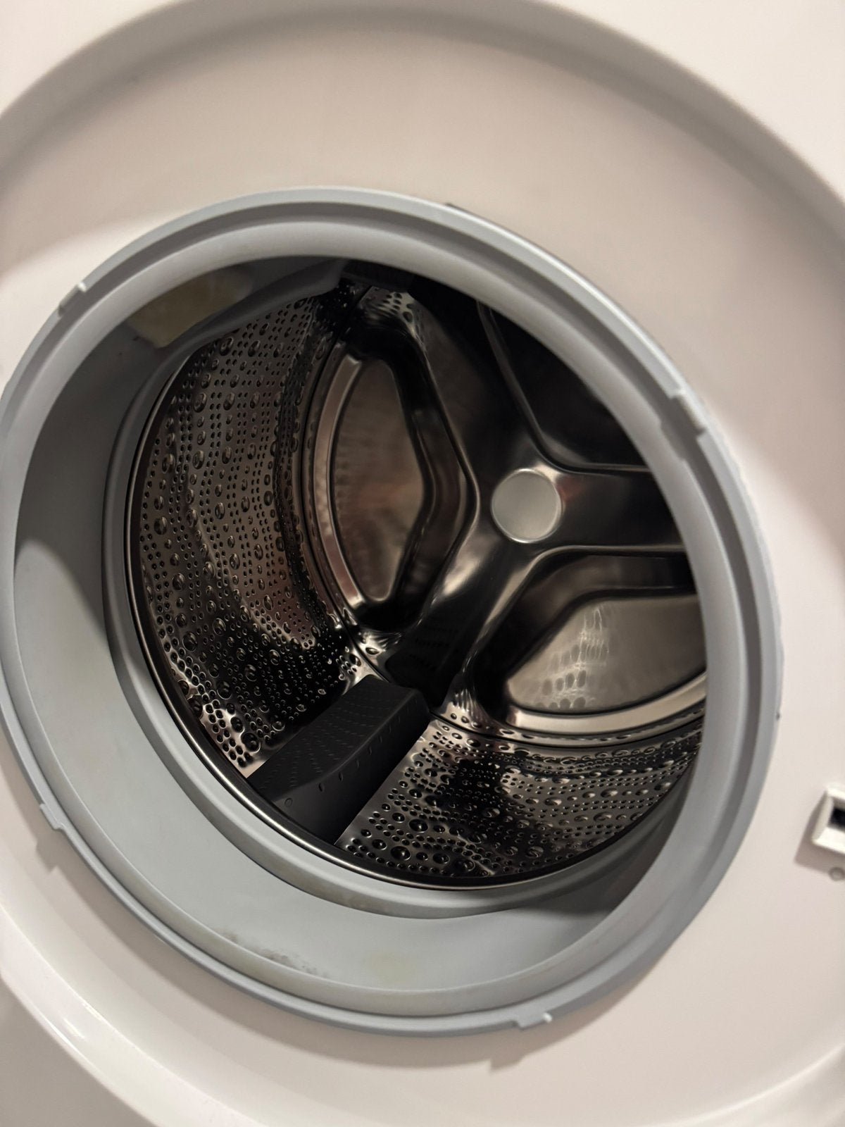 Foto 4 van Bosch WAU28R70NL/28 Serie 6 Voorlader Wasmachine 9kg