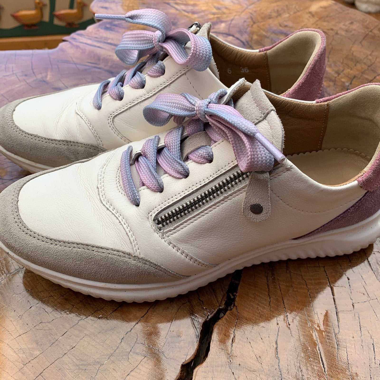 Veterschoen Hartjes Wit Lavendel maat 39, Ophalen of Verzenden, Zo goed als nieuw, Wit, Sneakers of Gympen