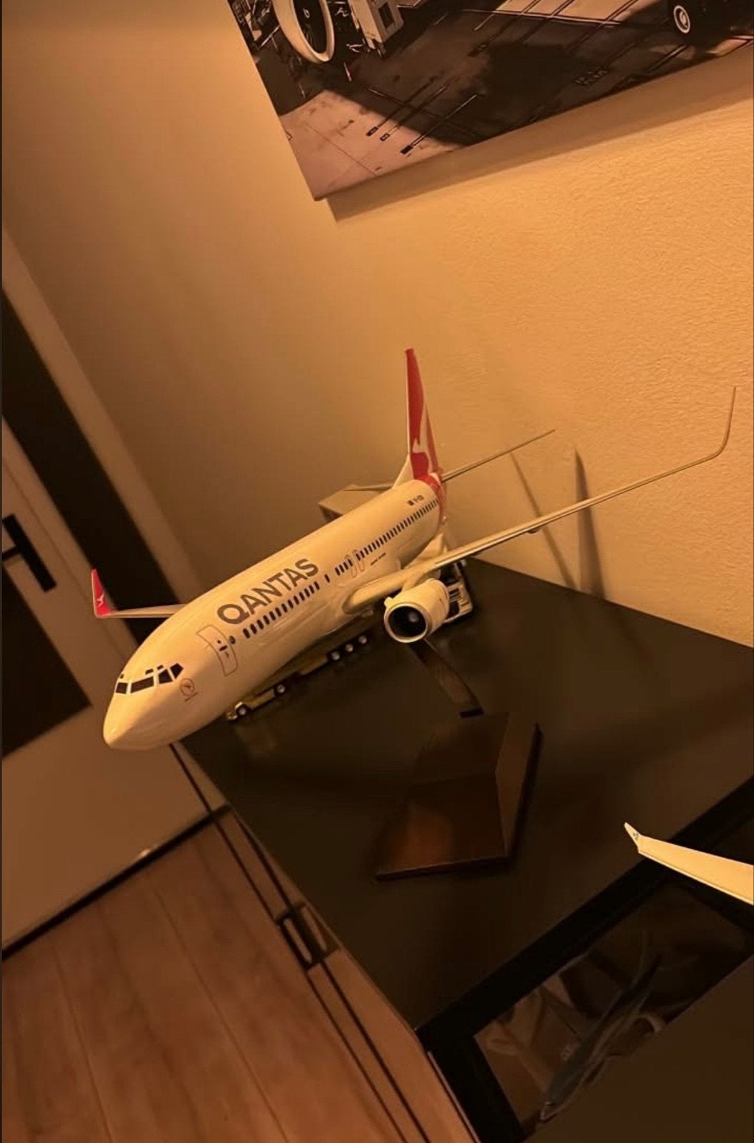 Qantas Boeing 737-800 1:100, Overige merken, 1:72 tot 1:144, Ophalen of Verzenden, Zo goed als nieuw