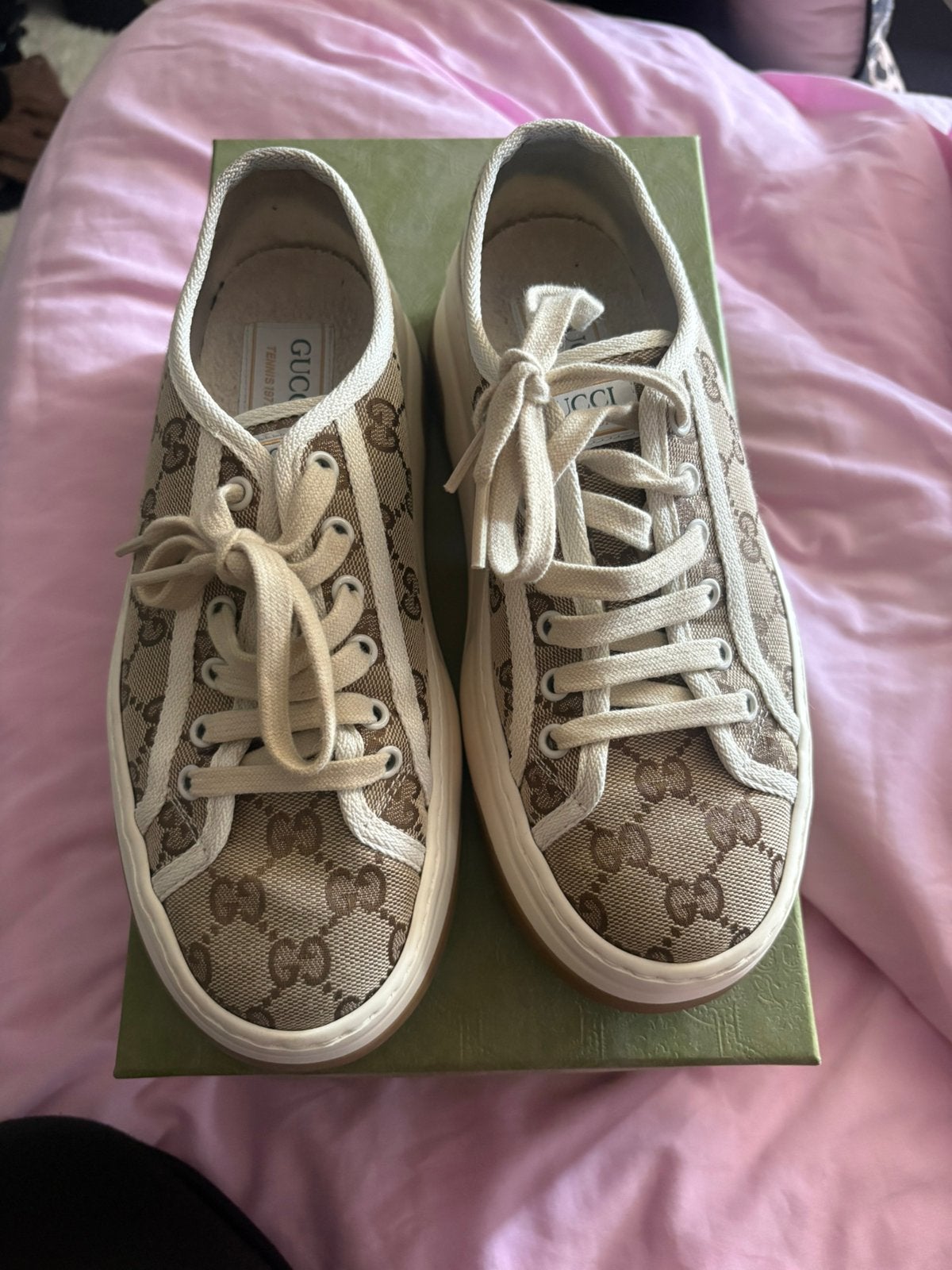 Gucci sneakers maat 38, Ophalen of Verzenden, Zo goed als nieuw, Zwart