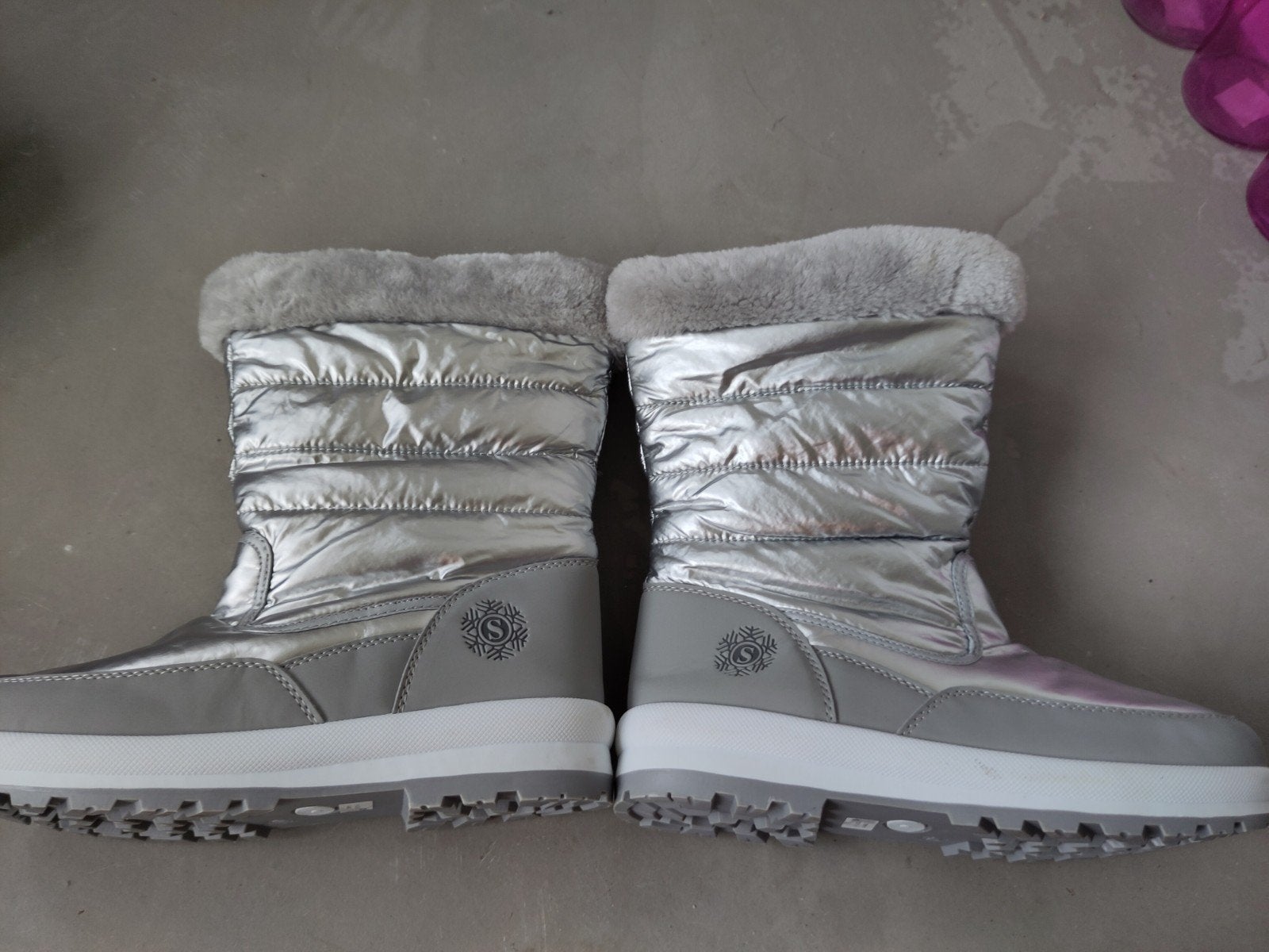 zilverkleurige snowboots maat 40 Scapino (valt als 39-40), Overige kleuren, Snowboots, Nieuw, Ophalen of Verzenden