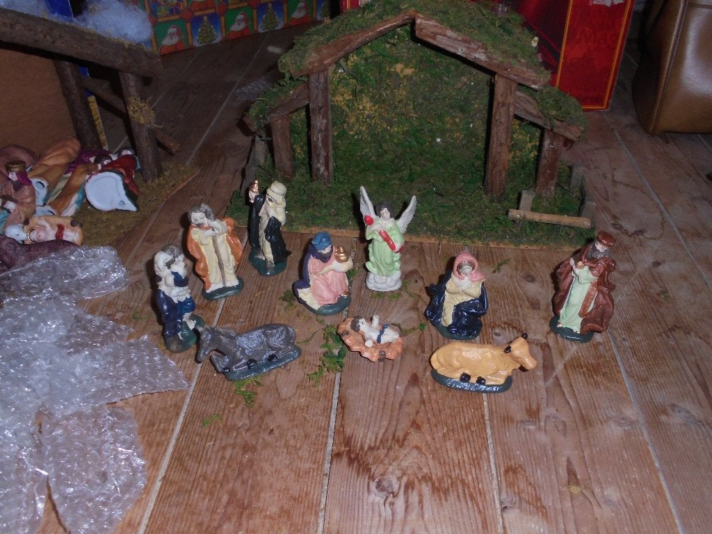 twee  oude  kerststalletjes, Diversen, Ophalen of Verzenden, Gebruikt