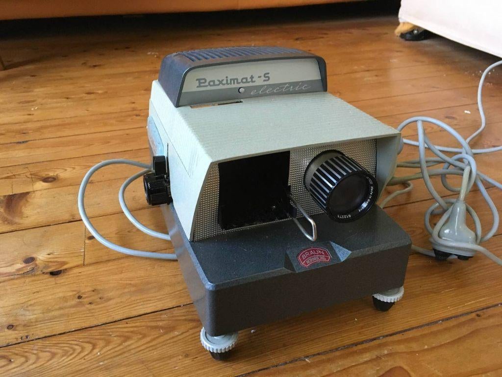 Diaprojector Paximat-S- Electric met veel diadozen, Ophalen, Gebruikt