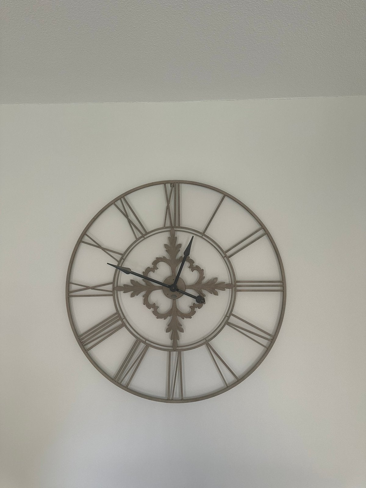 Riverdale wandklok, Huis en Inrichting, Ophalen, Zo goed als nieuw, Wandklok