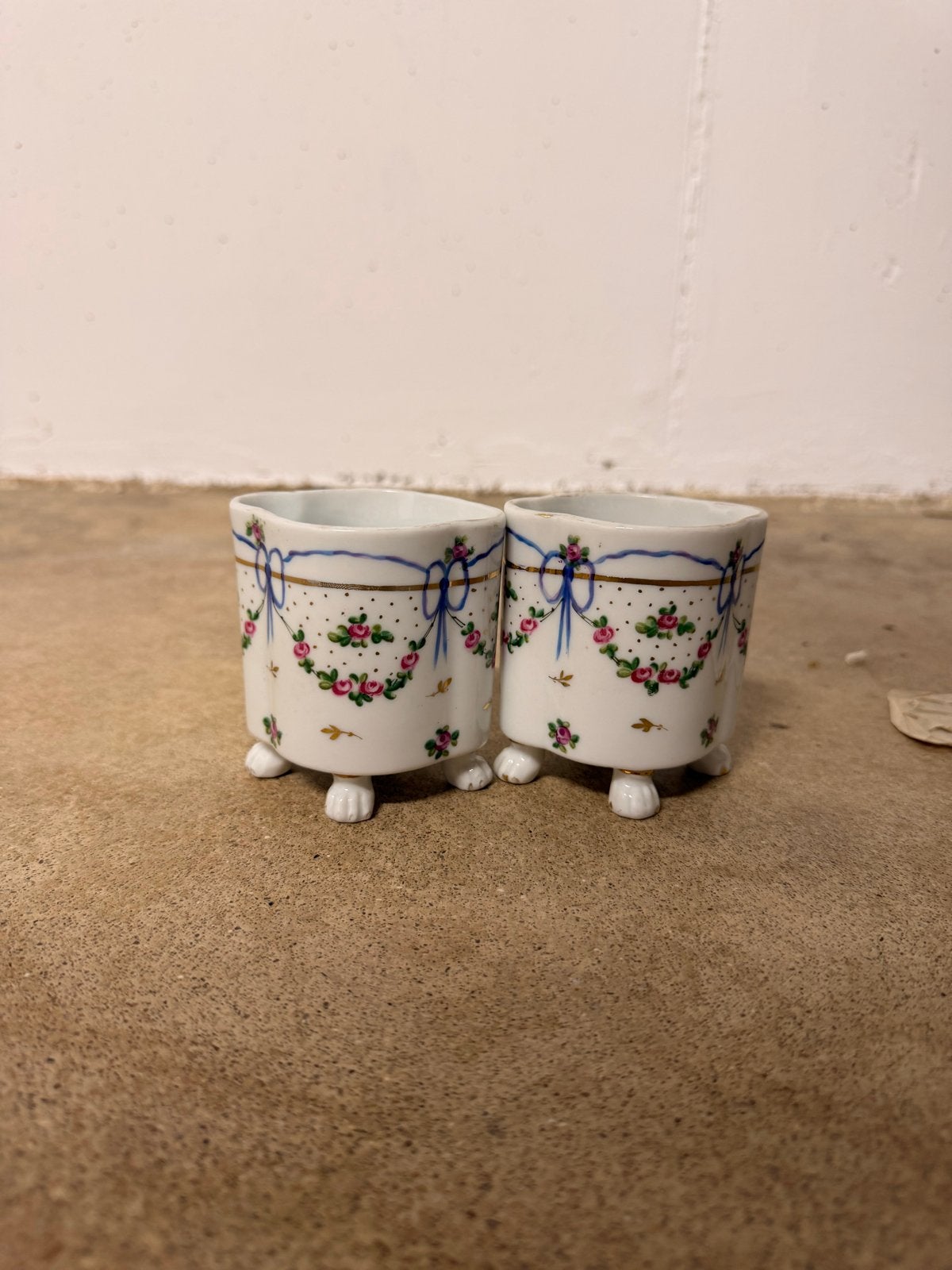 Antieke Josephine porseleinen eierdopjes (set van 2), Ophalen of Verzenden