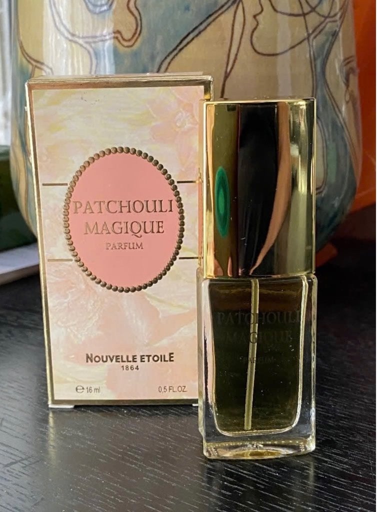 Patchouli Magique Parfum 16 ml., Sieraden, Tassen en Uiterlijk, Ophalen of Verzenden, Nieuw