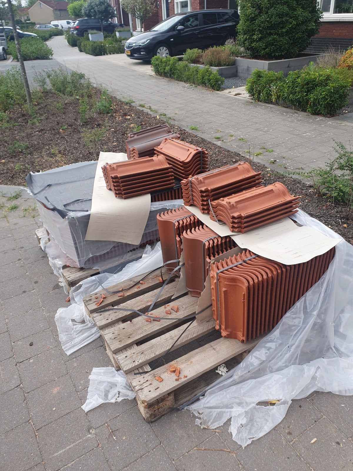 Wienerberger OVH Vario dakpannen herfstkleur satinet, Doe-het-zelf en Verbouw, Ophalen, Steen of Klei, Nieuw, 15 m² of meer