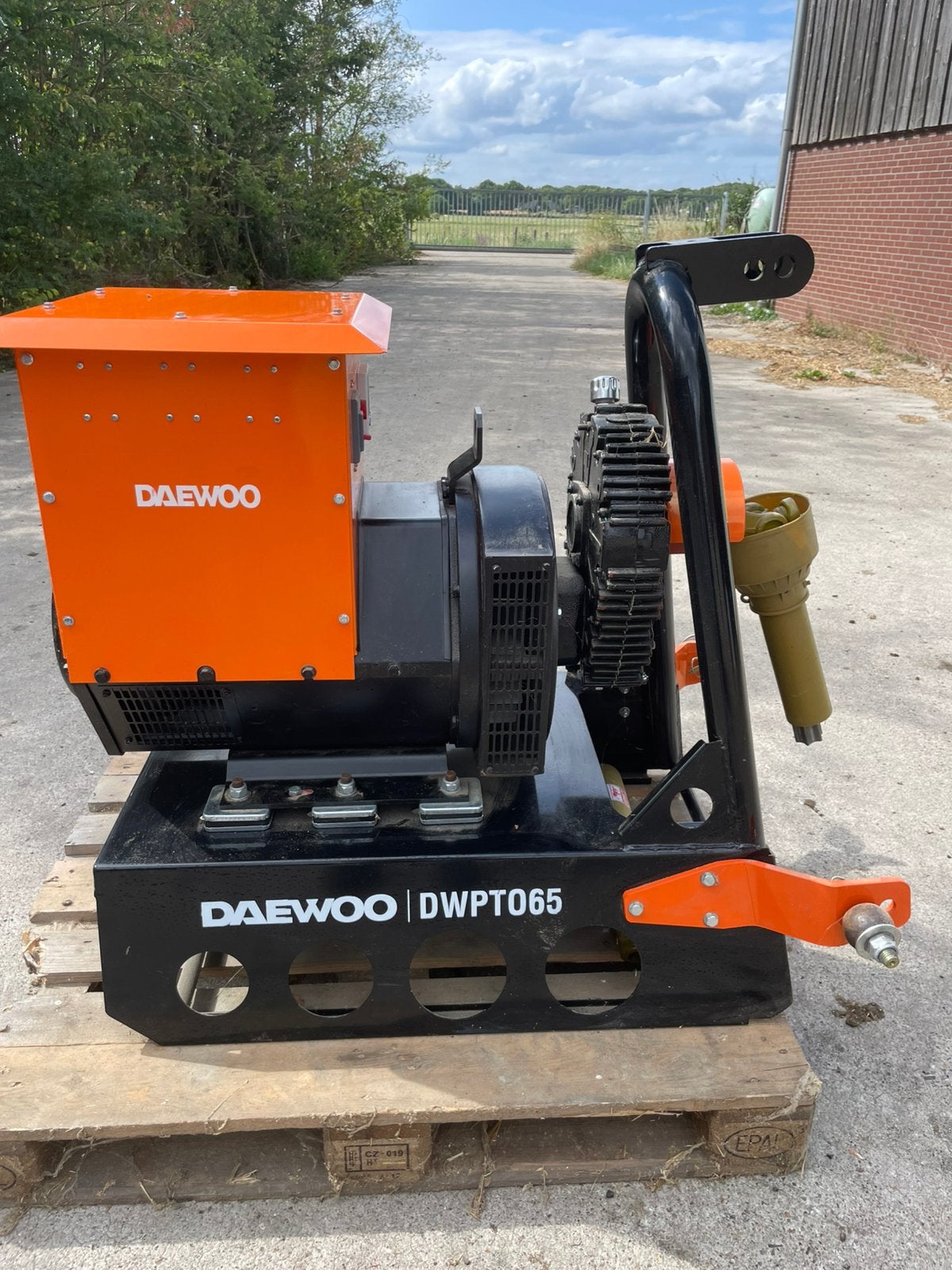 DAEWOO / dwpt065 65kVA, Ophalen