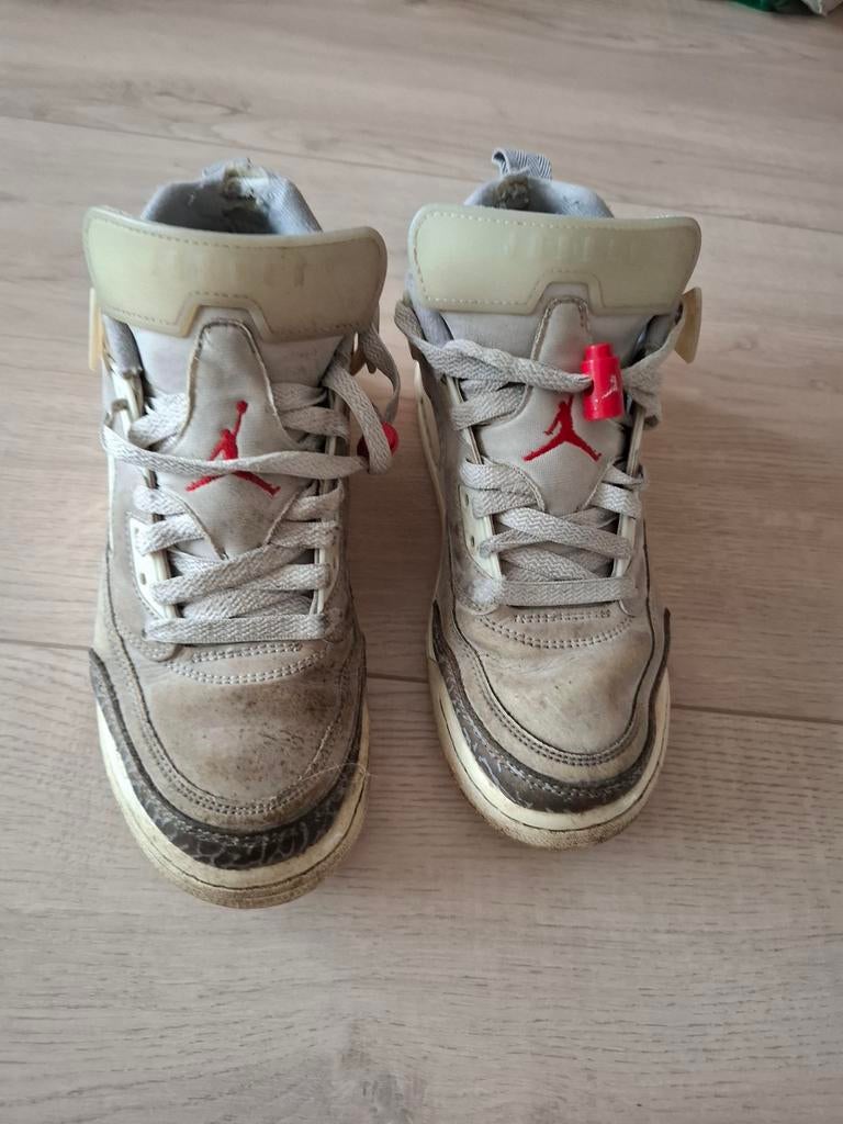 Gedragen Jordans - Comfortabel en Stoer, Kinderen en Baby's, Kinderkleding | Schoenen en Sokken, Gebruikt, Verzenden, Jordan, Jongen of Meisje