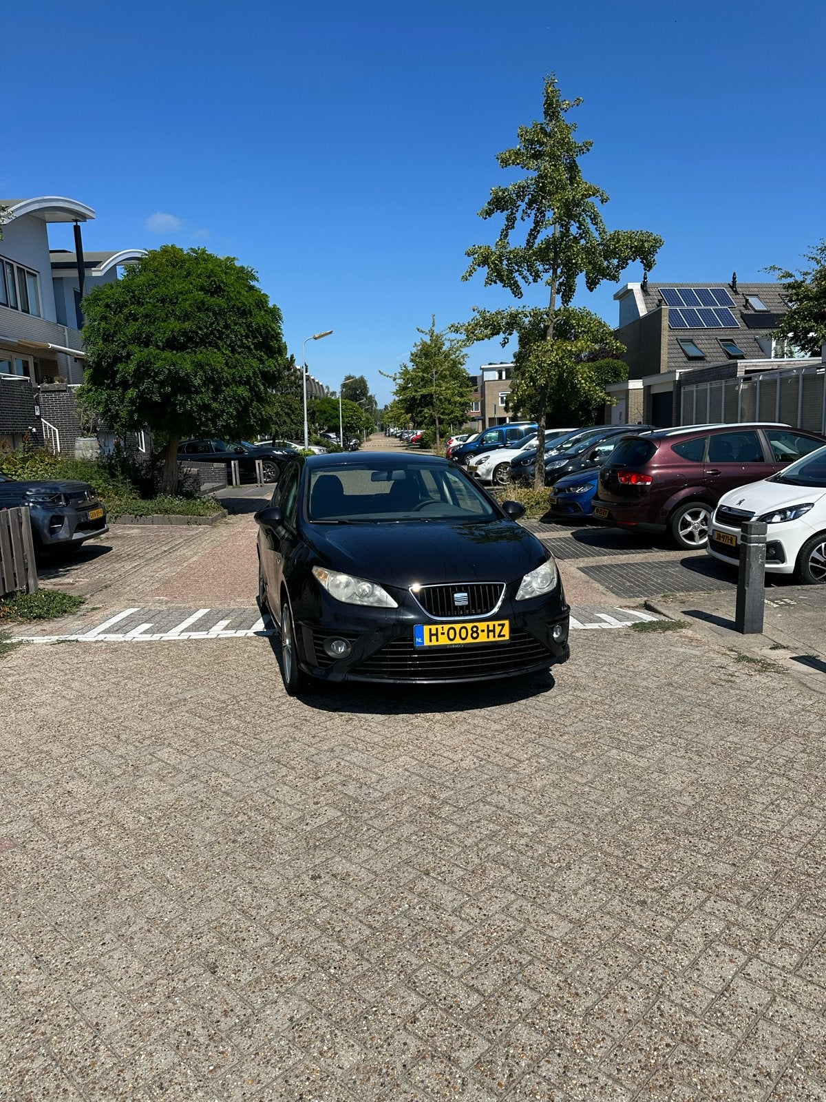 Seat Ibiza 1.6 77KW 5DRS 2009 Zwart, Auto's, Seat, Voorwielaandrijving, 15 km/l, 40 €/maand, 4 cilinders